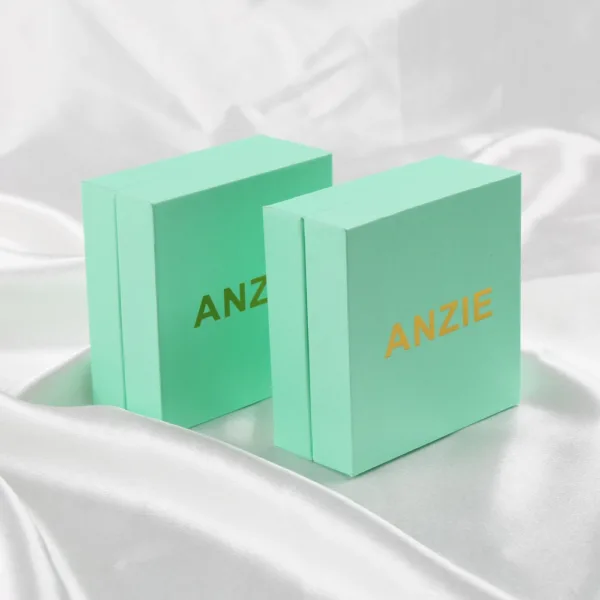 custom jewelry boxes with logo