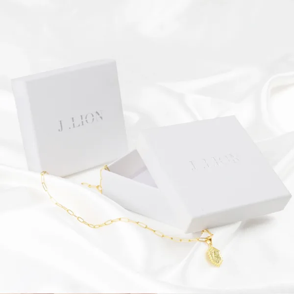 custom jewelry boxes with logo wholesale