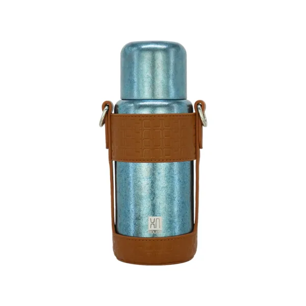 Large Capacity Titanium Thermos Bottle 550ml